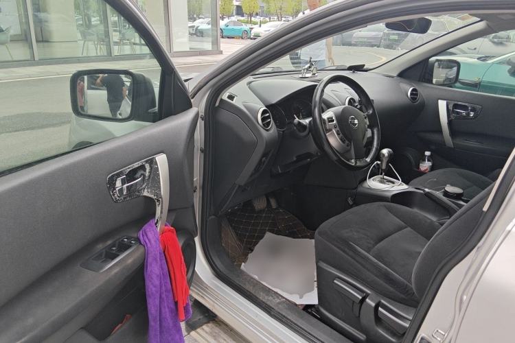 Used Nissan Qashqai 2011 2.0 XL Fire CVT 2WD Driver Seat