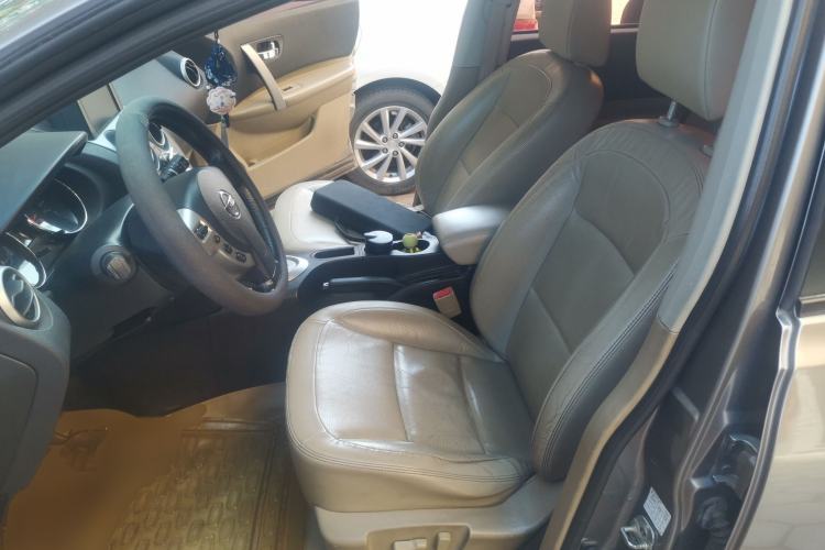 Used Nissan Qashqai 2011 2.0 XV Lea CVT 2WD Driver Seat