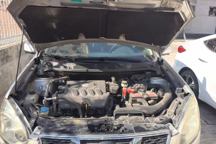 Used Nissan Qashqai 2011 2.0 XV Lea CVT 2WD Engine Bay