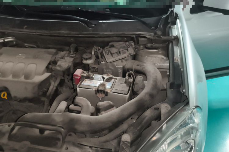 Used Nissan Qashqai 2011 2.0 XV Dragon CVT 4WD Engine Bay Left