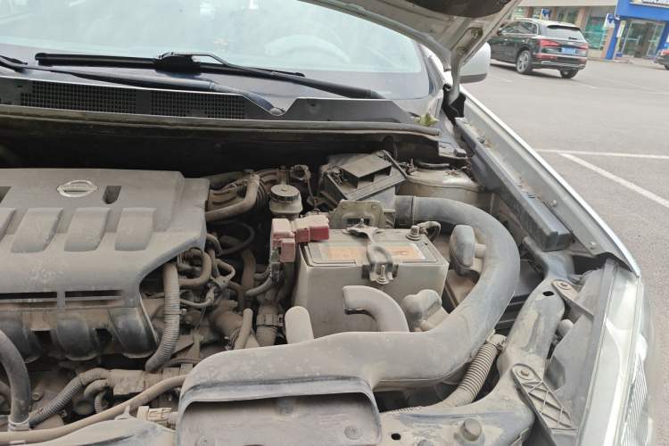 Used Nissan Qashqai 2011 1.6XE Wind 5MT 2WD Engine Bay Left