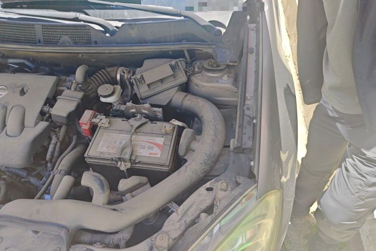 Used Nissan Qashqai 2011 2.0 XL Fire 6MT 2WD Engine Bay Left