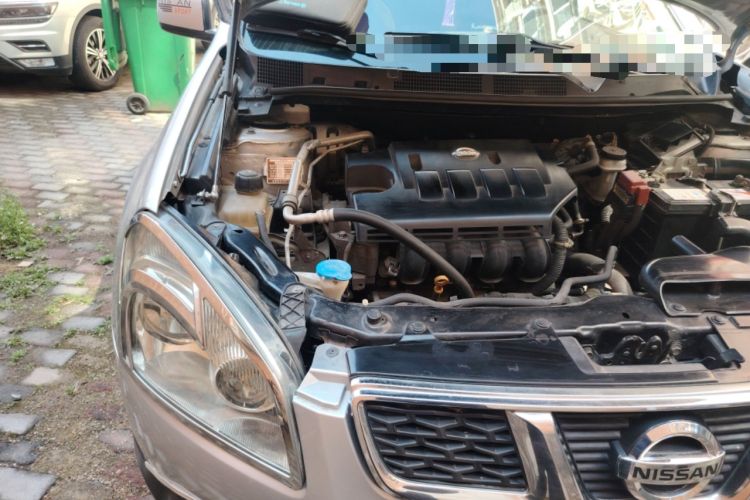 Used Nissan Qashqai 2011 1.6XE Wind 5MT 2WD Engine Bay Right