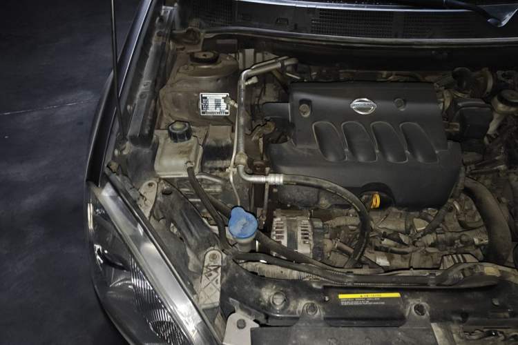 Used Nissan Qashqai 2011 2.0 XL Fire CVT 2WD Engine Bay Right