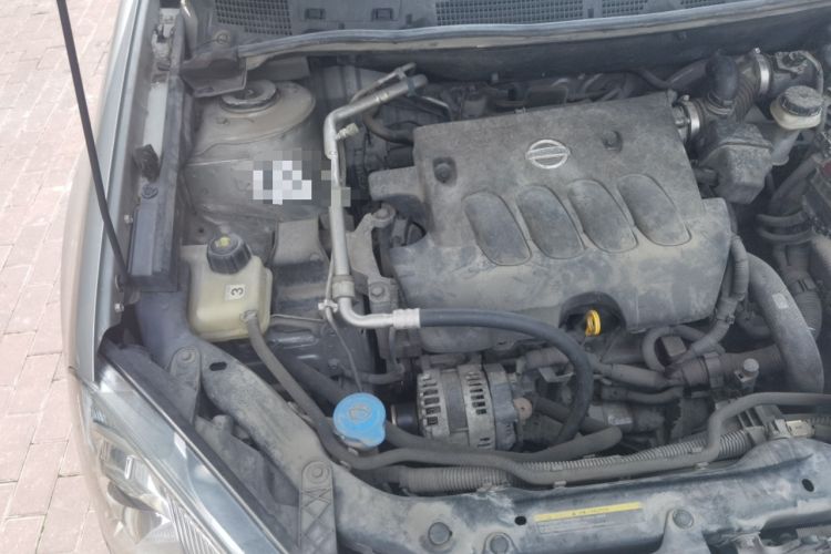 Used Nissan Qashqai 2011 2.0 XV Lea CVT 2WD Engine Bay Right