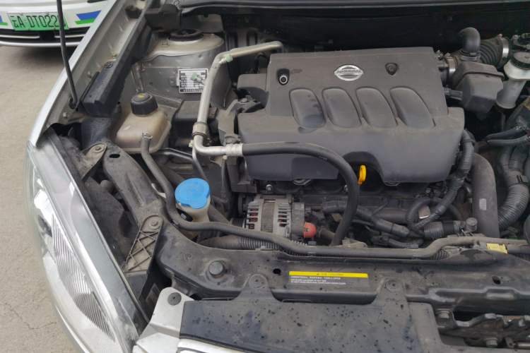 Used Nissan Qashqai 2011 2.0 XL Fire CVT 2WD Engine Bay Right