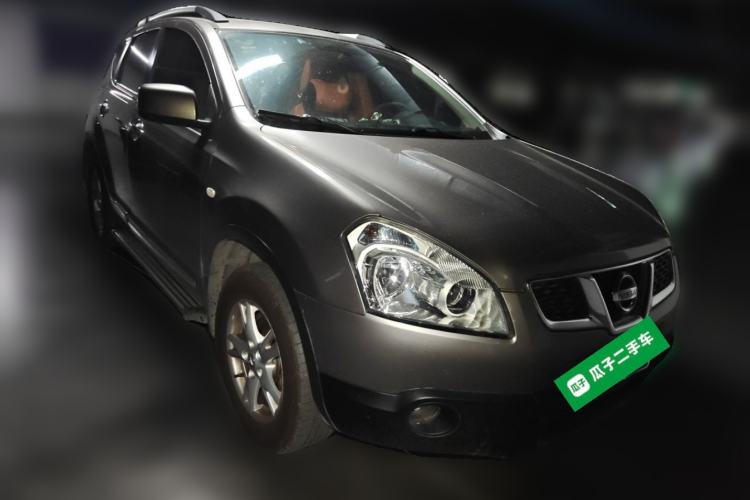 Used Nissan Qashqai 2011 2.0 XL Fire CVT 2WD Front Right 45 Deg