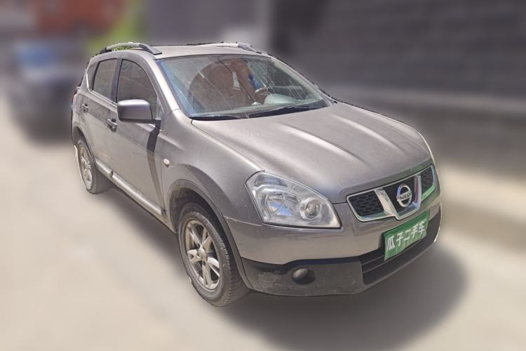 Used Nissan Qashqai 2011 2.0 XL Fire 6MT 2WD Front Right 45 Deg
