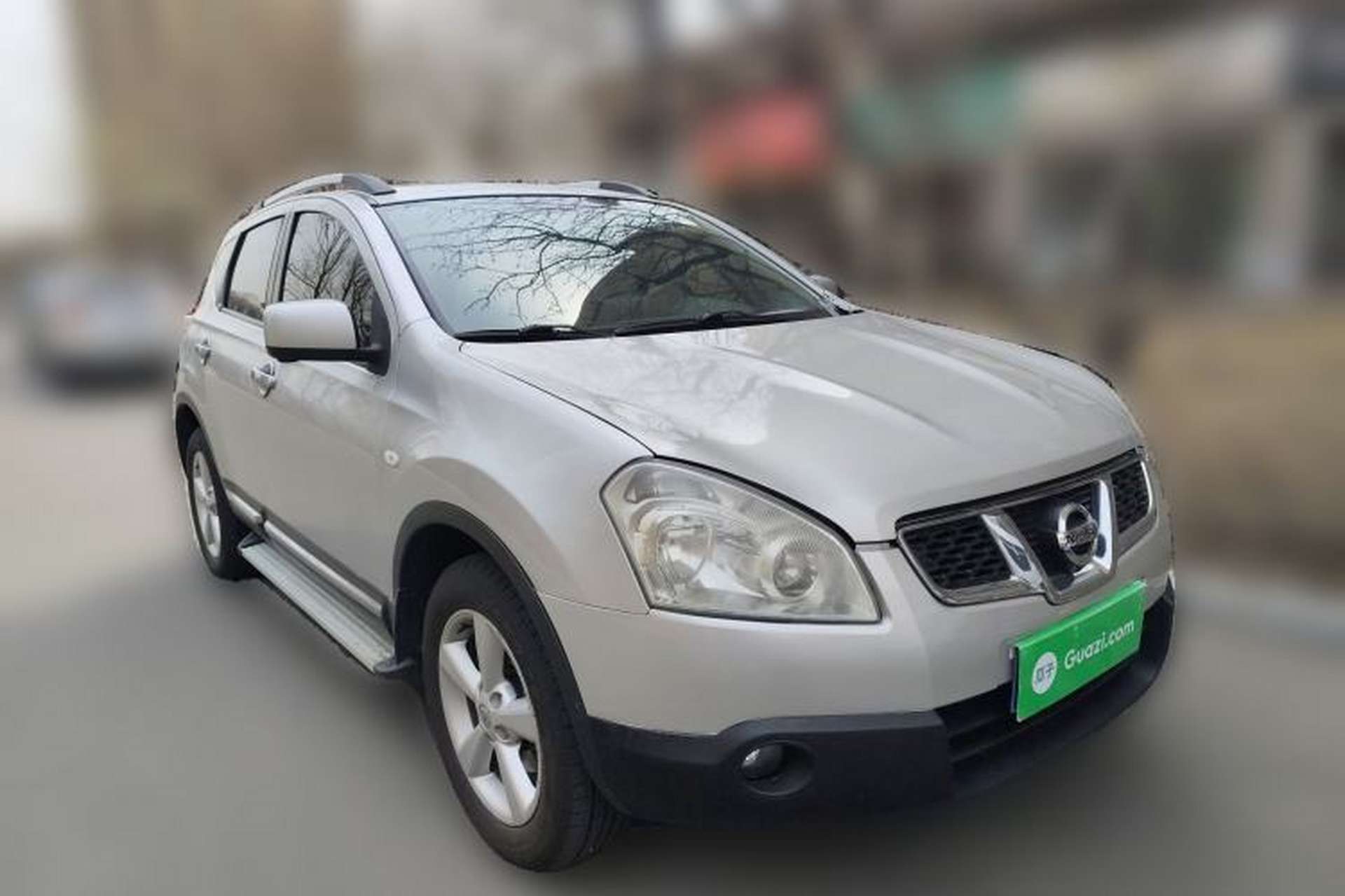 Used Nissan Qashqai 2011 2.0 XV Lea CVT 2WD Front Right 45 Deg