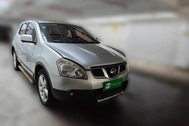 Used Nissan Qashqai 2011 2.0 XV Lea CVT 2WD Front Right 45 Deg