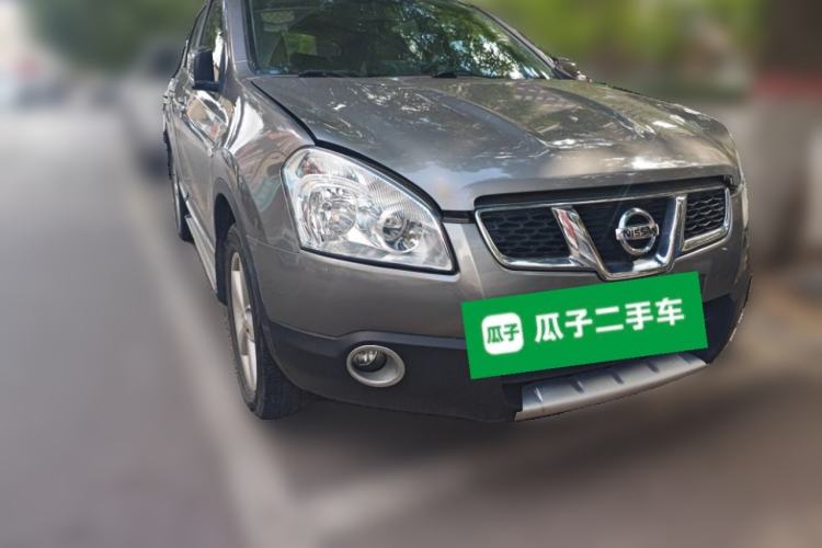 Used Nissan Qashqai 2011 2.0 XV Lea CVT 2WD Front Right 45 Deg