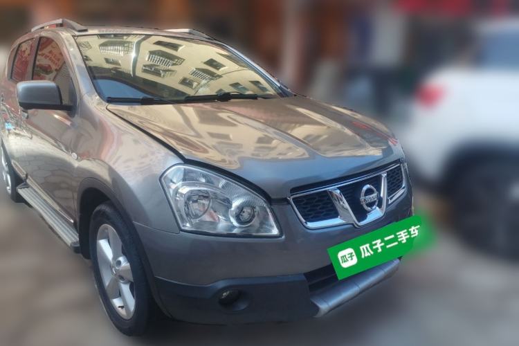 Used Nissan Qashqai 2011 2.0 XV Lea CVT 2WD Front Right 45 Deg