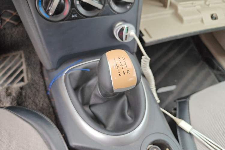 Used Nissan Qashqai 2011 1.6XE Wind 5MT 2WD Gear Lever