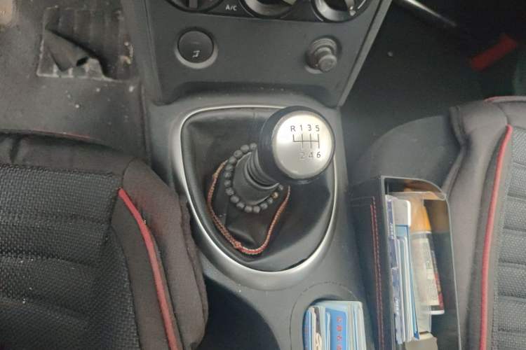 Used Nissan Qashqai 2011 2.0 XL Fire 6MT 2WD Gear Lever