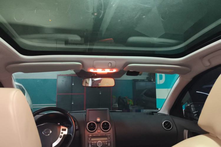 Used Nissan Qashqai 2011 2.0 XV Dragon CVT 4WD Headliner