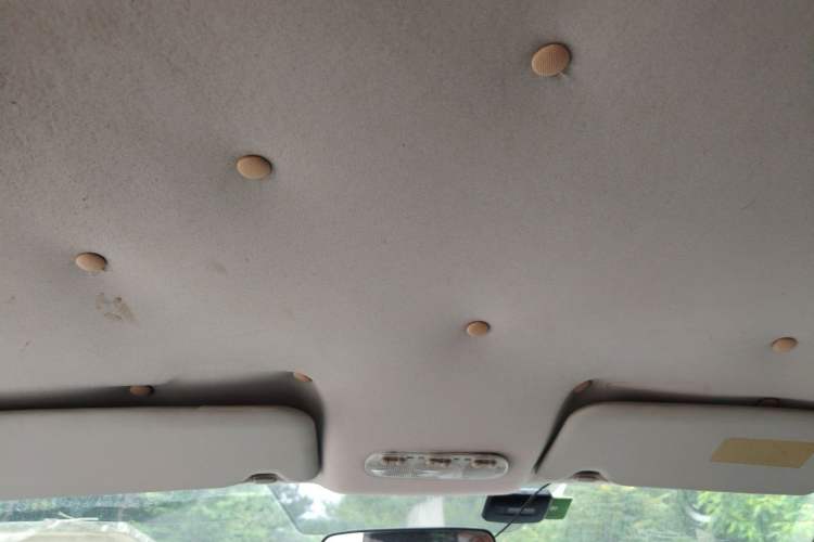 Used Nissan Qashqai 2011 2.0 XL Fire CVT 2WD Headliner