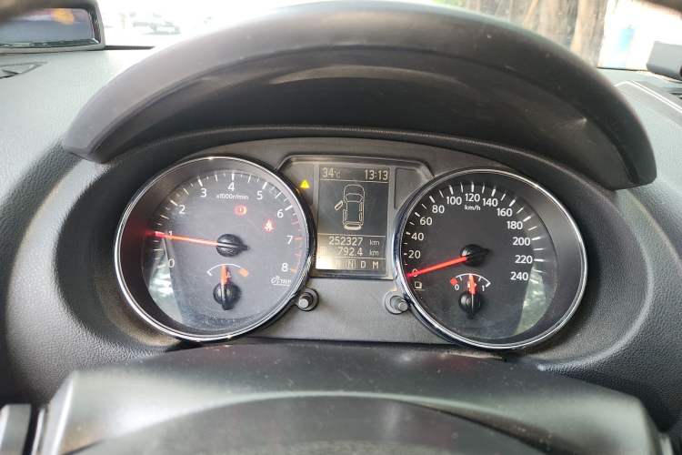 Used Nissan Qashqai 2011 2.0 XL Fire CVT 2WD Instrument Cluster