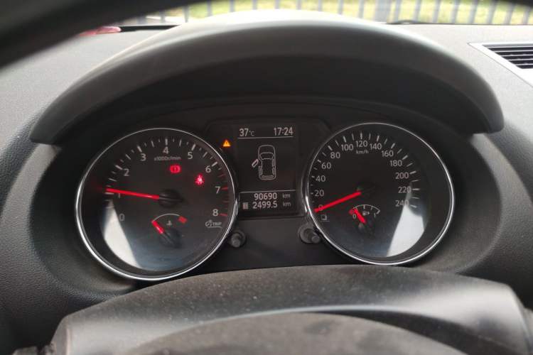 Used Nissan Qashqai 2011 2.0 XL Fire 6MT 2WD Instrument Cluster