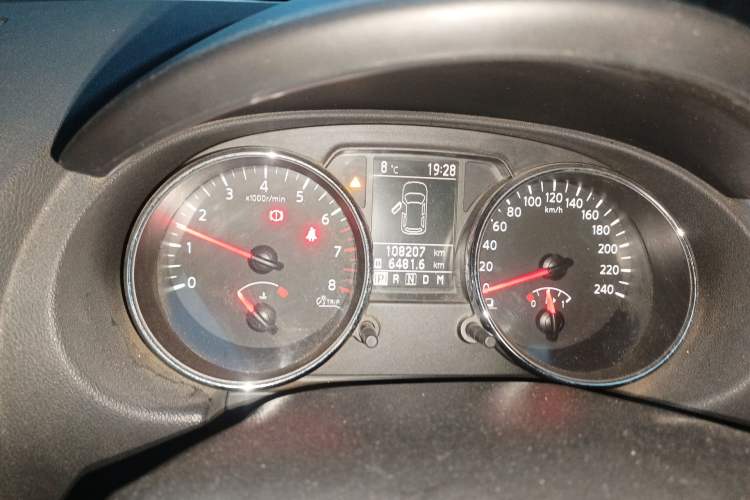 Used Nissan Qashqai 2011 2.0 XV Lea CVT 2WD Instrument Cluster
