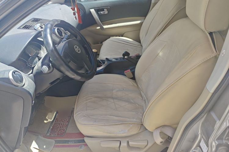 Used Nissan Qashqai 2011 2.0 XL Fire 6MT 2WD Left Front Seat