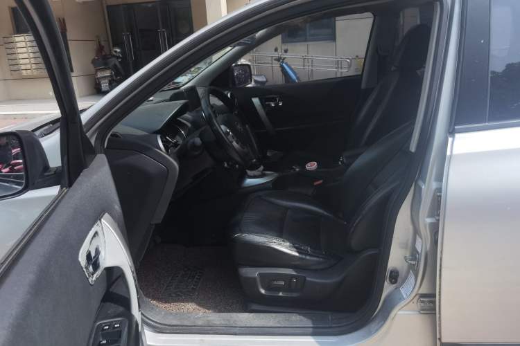 Used Nissan Qashqai 2011 2.0 XV Lea CVT 2WD Left Front Seat