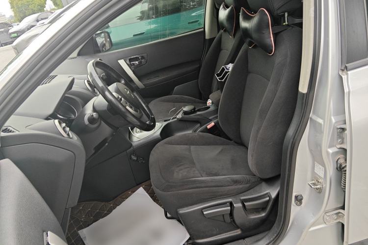 Used Nissan Qashqai 2011 2.0 XL Fire CVT 2WD Left Front Seat