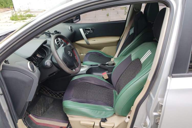 Used Nissan Qashqai 2011 2.0 XL Fire CVT 2WD Left Front Seat