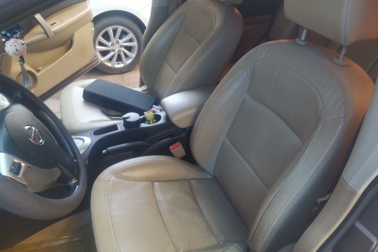 Used Nissan Qashqai 2011 2.0 XV Lea CVT 2WD Left Front Seat