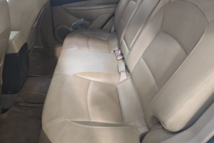 Used Nissan Qashqai 2011 2.0 XV Lea CVT 2WD Left Rear Seat