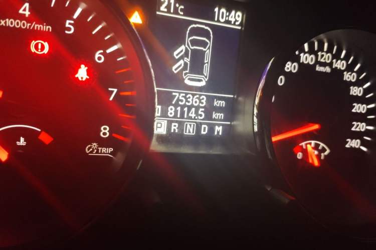Used Nissan Qashqai 2011 2.0 XL Fire CVT 2WD Odometer Close Up