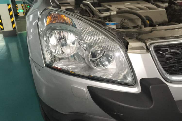 Used Nissan Qashqai 2011 2.0 XV Dragon CVT 4WD Right Front Headlight