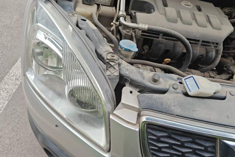 Used Nissan Qashqai 2011 1.6XE Wind 5MT 2WD Right Front Headlight