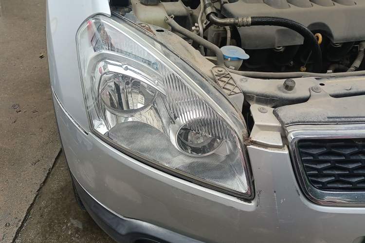 Used Nissan Qashqai 2011 2.0 XV Lea CVT 2WD Right Front Headlight