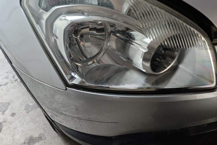 Used Nissan Qashqai 2011 2.0 XV Lea CVT 2WD Right Front Headlight