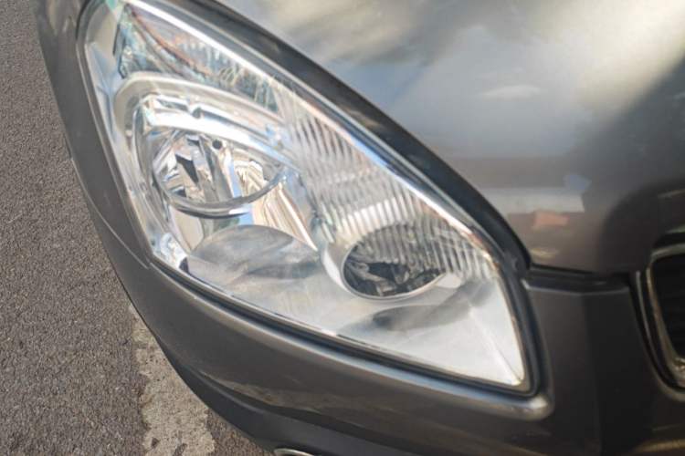 Used Nissan Qashqai 2011 2.0 XV Lea CVT 2WD Right Front Headlight