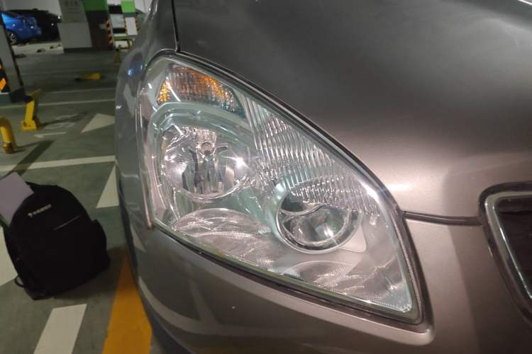 Used Nissan Qashqai 2011 2.0 XV Lea CVT 2WD Right Front Headlight