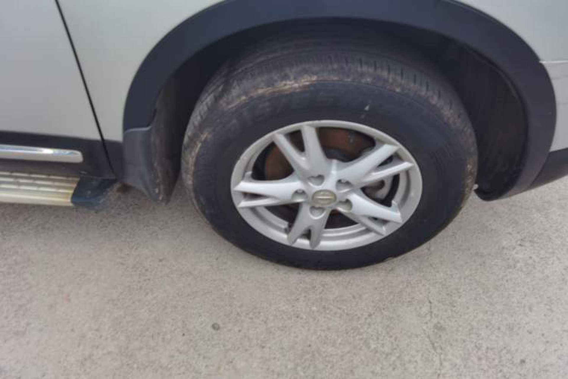 Used Nissan Qashqai 2011 2.0 XL Fire CVT 2WD Right Front Wheel Hub
