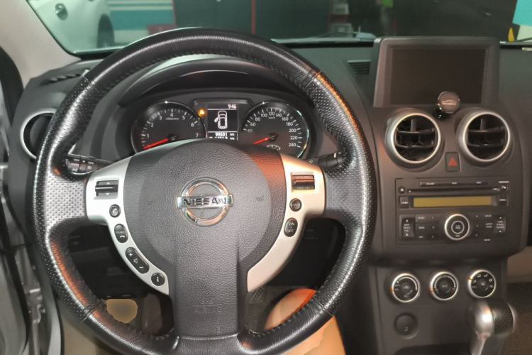 Used Nissan Qashqai 2011 2.0 XV Dragon CVT 4WD Steering Wheel