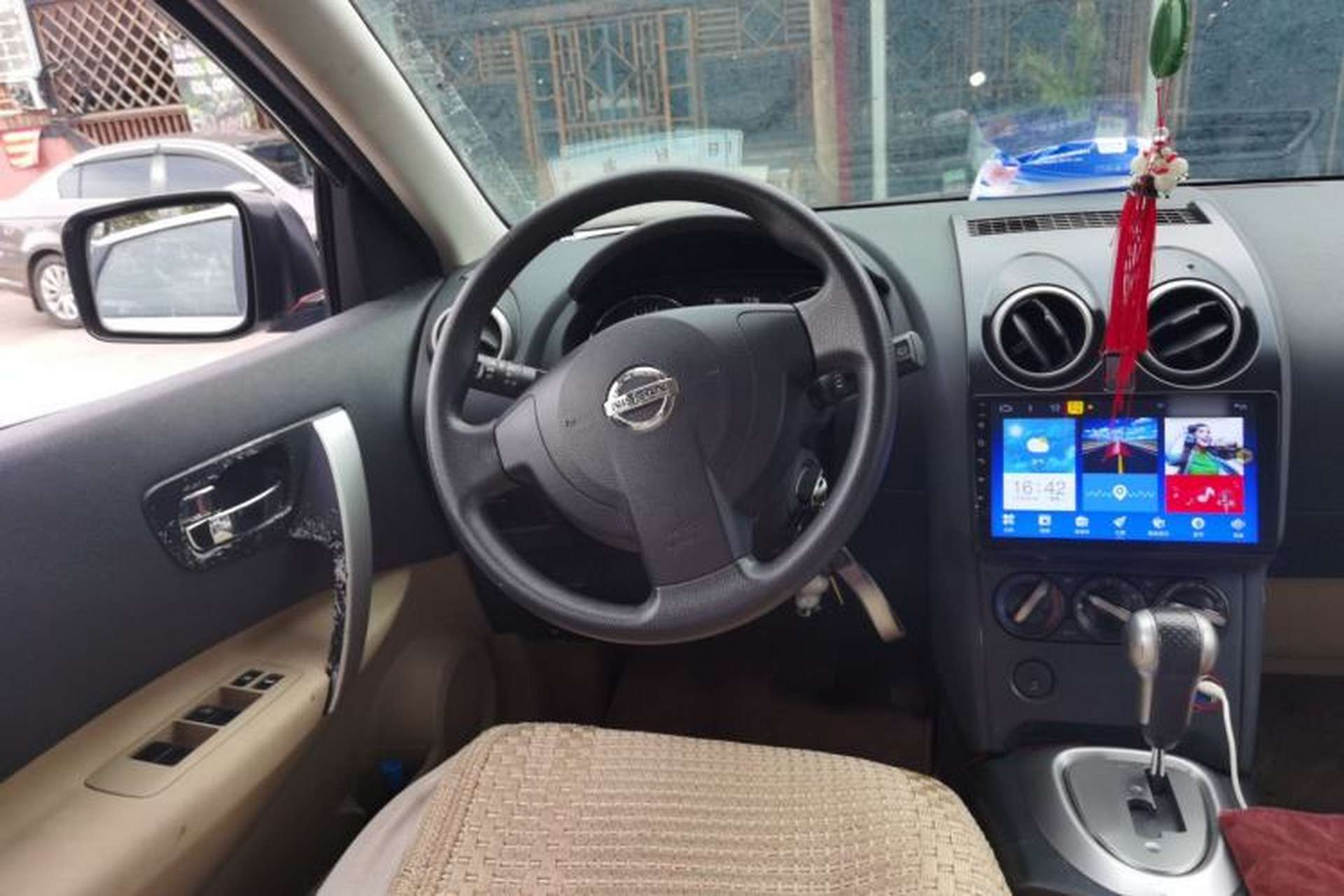 Used Nissan Qashqai 2011 2.0 XL Fire CVT 2WD Steering Wheel