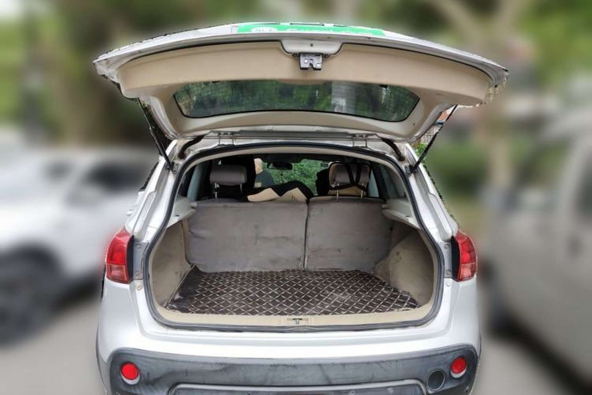 Used Nissan Qashqai 2011 2.0 XL Fire 6MT 2WD Trunk