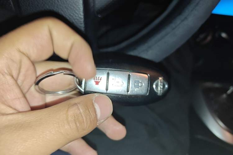 Used Nissan Qashqai 2011 2.0 XL Fire CVT 2WD Vehicle Key