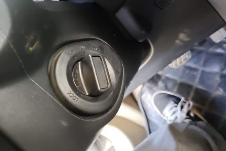 Used Nissan Qashqai 2011 2.0 XL Fire CVT 2WD Vehicle Key
