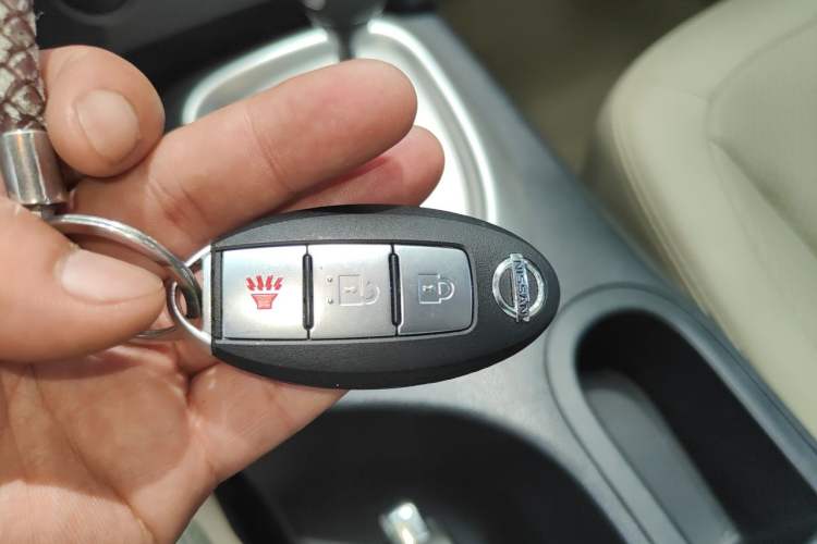 Used Nissan Qashqai 2011 2.0 XV Lea CVT 2WD Vehicle Key