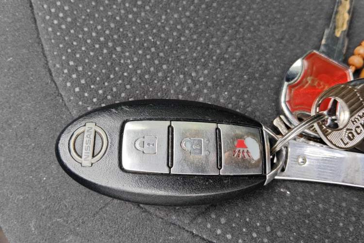 Used Nissan Qashqai 2011 2.0 XL Fire CVT 2WD Vehicle Key