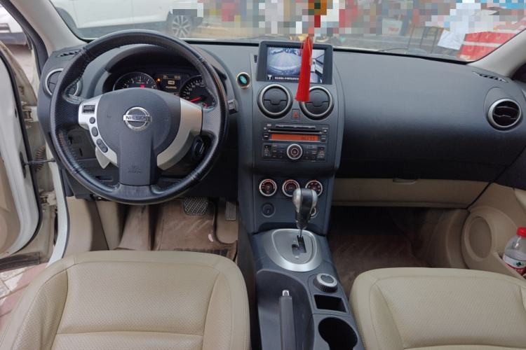 Used Nissan Qashqai 2011 2.0 XV Tigre CVT 4WD Center Console