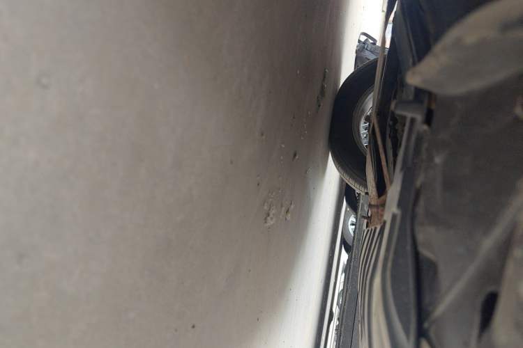 Used Nissan Qashqai 2011 2.0 XL Fire CVT 2WD Chassis Front Right