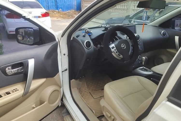 Used Nissan Qashqai 2011 2.0 XV Lea CVT 2WD Driver Seat
