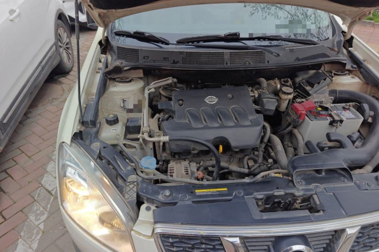 Used Nissan Qashqai 2011 2.0 XV Tigre CVT 4WD Engine Bay Right