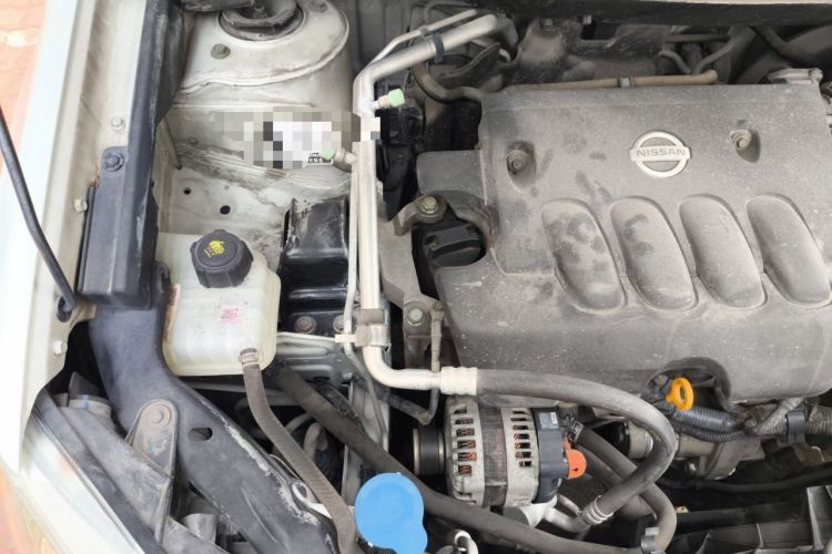 Used Nissan Qashqai 2011 2.0 XL Fire CVT 2WD Engine Bay Right