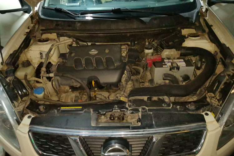 Used Nissan Qashqai 2011 2.0 XV Lea CVT 2WD Engine Bay